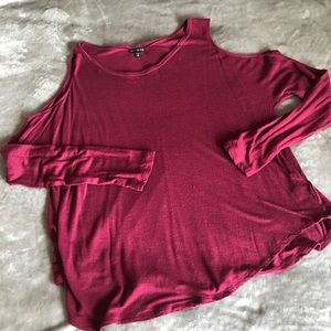 🛍 GUC Express Cold Shoulder Top (M)